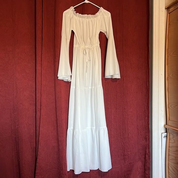 Renaissance Style Dress SZ Sm. NEW - Picture 2 of 11